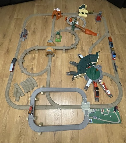 Thomas trackmaster train - trackmaster,