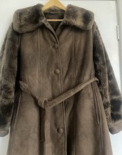 Ladies Vintage 1970s Brown