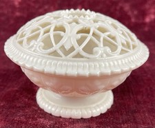 A Pretty Royal Worcester