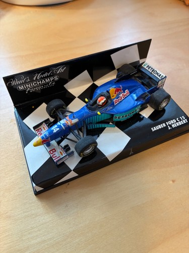 Die cast model car - f1,