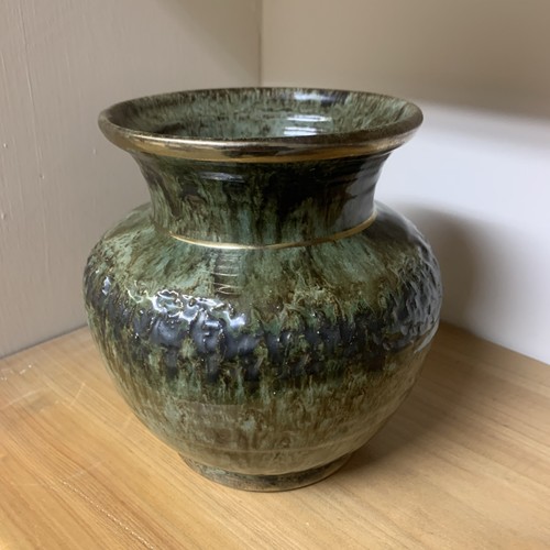 Pear tree pottery studio - pear,