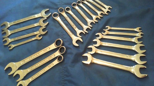 Metric spanners job lot - spanners,
