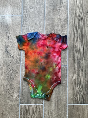 Tie dye baby grow - tie,