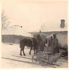 German soldiers, horse-drawn