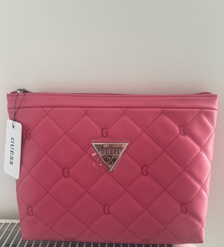 Guesspink padded cosmetic - padded, bag
