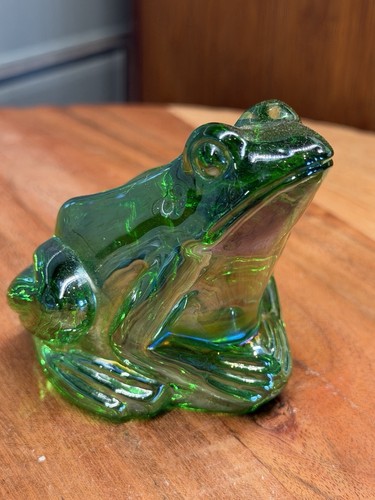 Vintage style iridescent - vintage, green