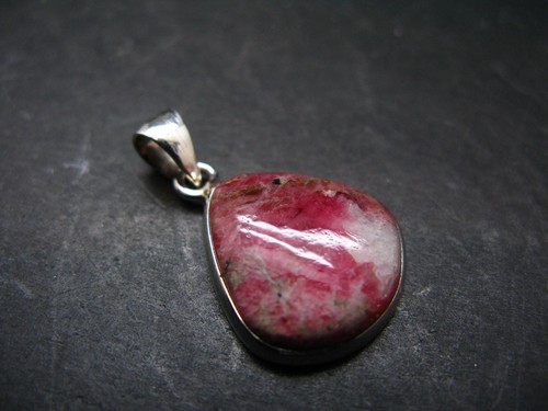 Rare pink tugtupite - rare,