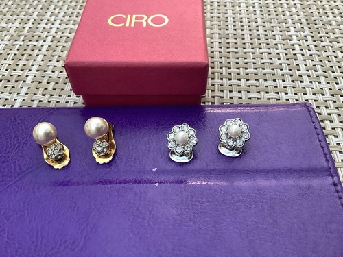 Pair vintage earrings - pair, one