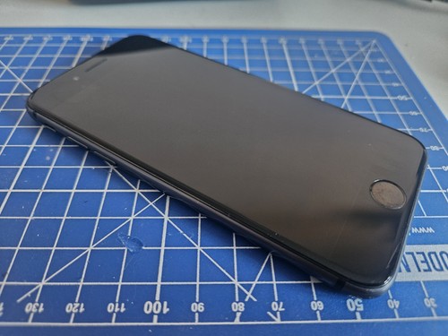 Iphone unlocked - iphone, 8