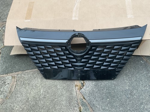 Nissan qashqai grille - nissan,