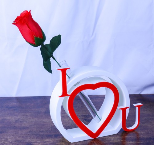 Love single rose vase - i,