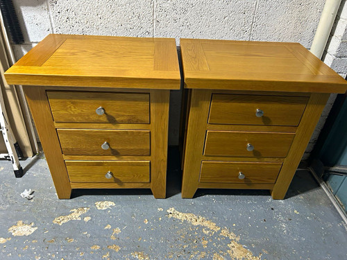 Two medium oak - two,