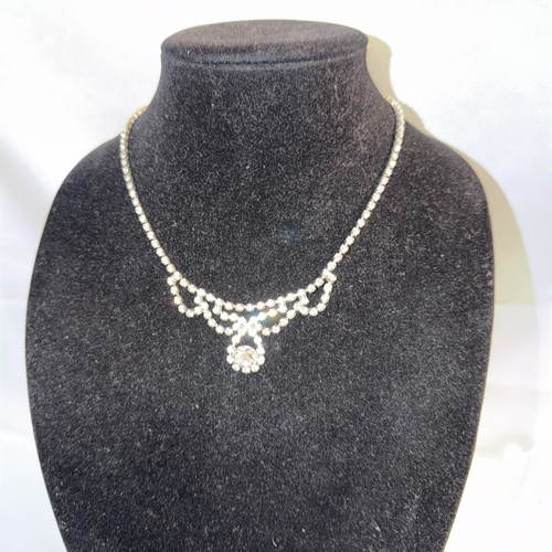 Vintage rhinestone necklace - rhinestone,