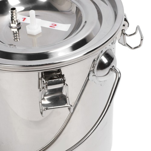 Goat milking machine - goat, portable