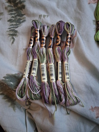 Embroidery threads varigated - threads,