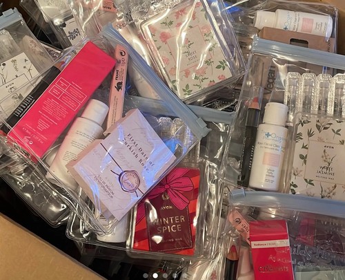 Avon sample items - per, bag
