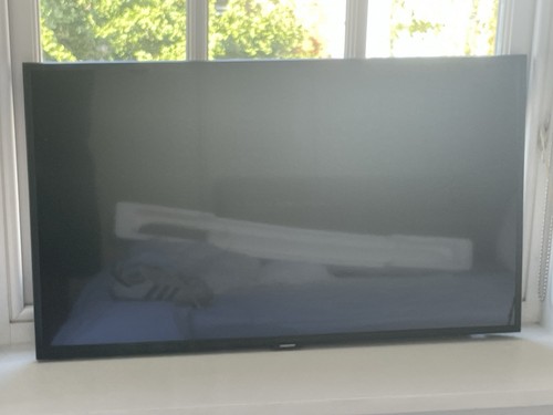 Samsung qe32q50ae qled - samsung,