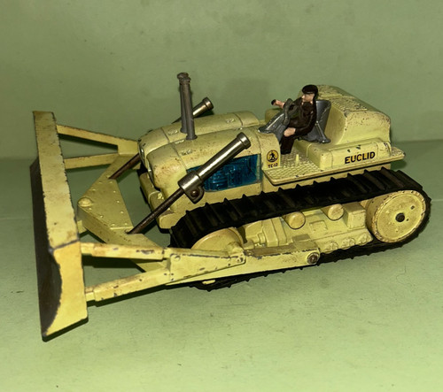 Original corgi 1107 - corgi, euclid