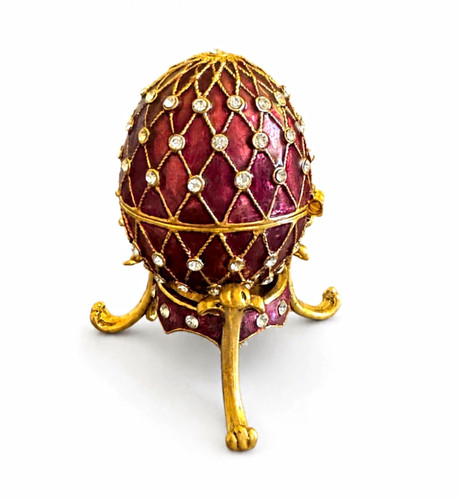 Russian style emerald egg