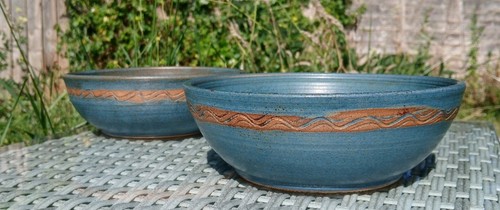 Pair lesley collington hand - lesley,