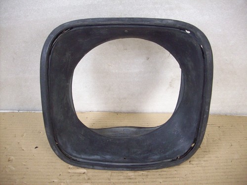 Rubber insert headlight/rubber