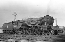 PHOTO   BR British Railways Steam Locomotive Class A3 60060 Haymarket shed 1950