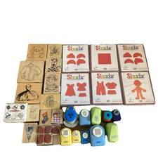 Bundle Of Sizzix Die Cutters & Stamps Paper Cutters Arts & Crafts Bundle