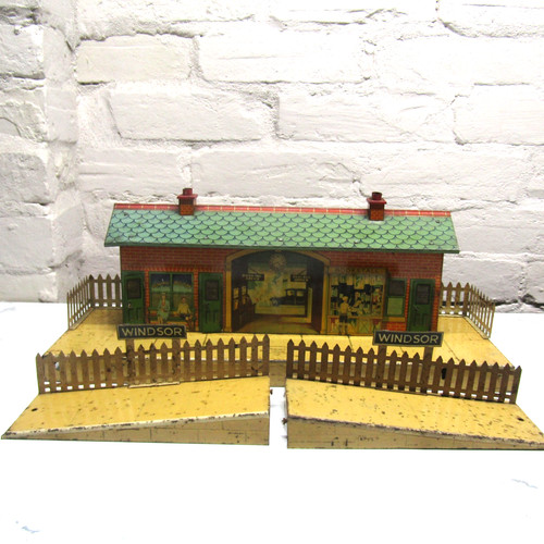 Hornby gauge windsor station - windsor,