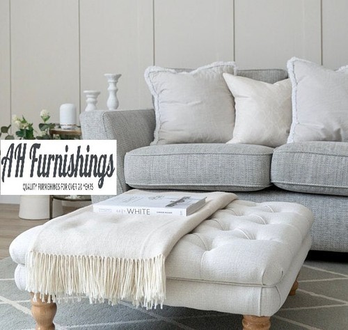 Square chesterfield buttoned - square,
