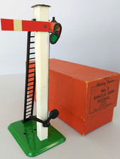 O Gauge HORNBY TRAINS No. 2  Single Arm SIGNAL  'Home'  42360H - Superb Example