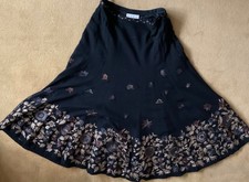 NICOLE FARHI WOOL EMBROIDERED  SKIRT UK Size 112
