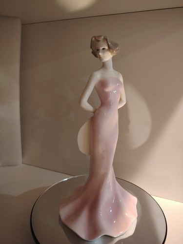 Coleport silhouettes figurine - silhouettes,