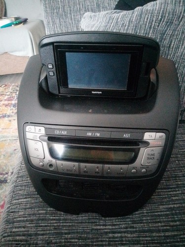 Toyota aygo aux radio - cd,