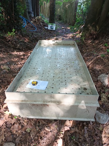 Containment bund grate - containment,