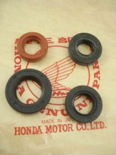 Engine Oil Seal HONDA CB100