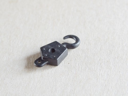Meccano small die - cast, hook