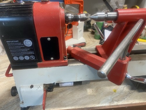 Axminster 305 wood lathe with