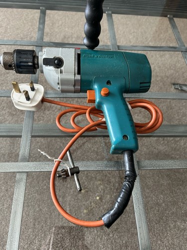 Electric black and decker - black,