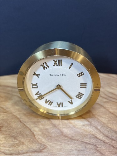 Tiffany vintage round - &,
