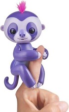 Fingerlings Sloth, Interactive