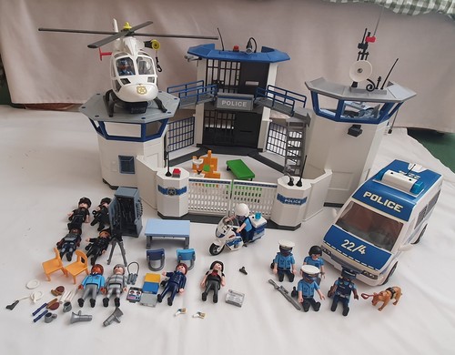 Large playmobil police - large,