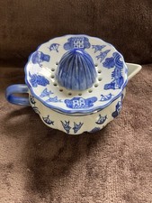 Vintage Blue & White Juicer