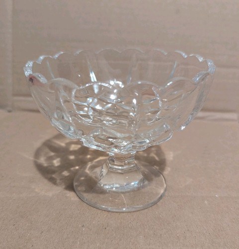 Crystal scalloped edge footed - crystal,