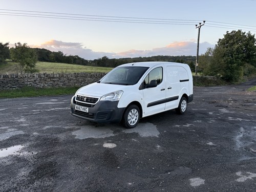 2017 peugeot partner crew van - peugeot,