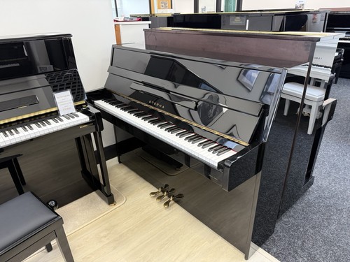 Eterna yamaha upright piano - by,