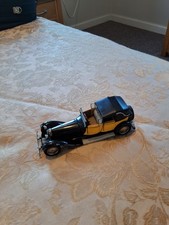 1/43 scale? Franklin mint  Bugatti type 41 Royale 1927.