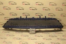 MERCEDES V CLASS AND VITO FROM 2015 - 18 GENUINE FRONT BUMPER LOWER GRILL (11724