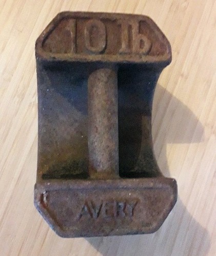 Antique avery 10lb cast - antique, iron