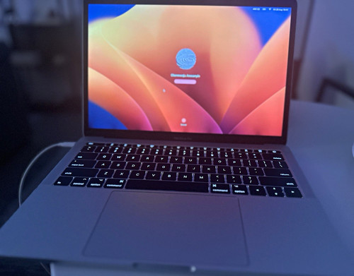 Apple macbook pro 13in 2017 - apple,