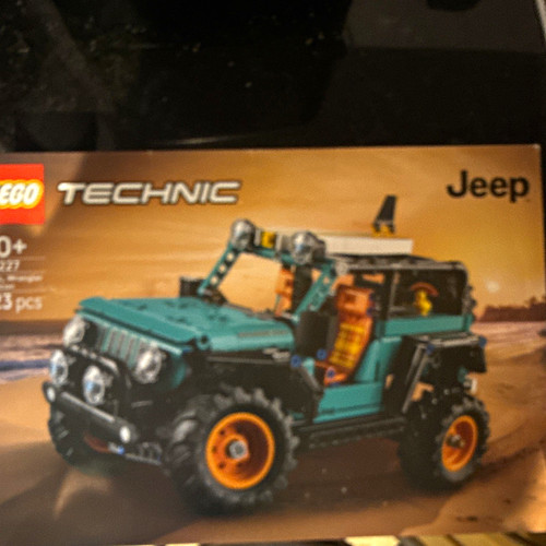 Lego technic jeep wrangler - lego,